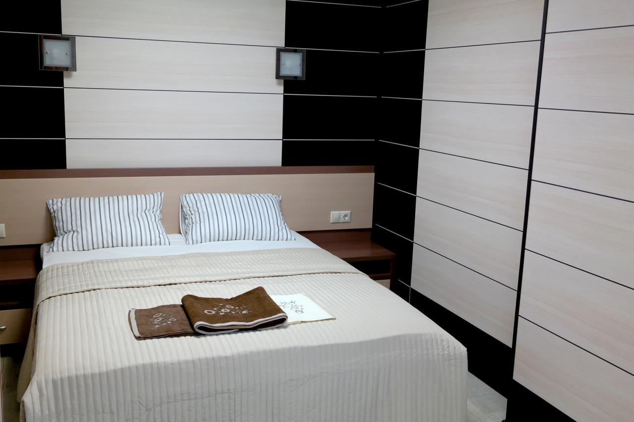 Apartments Daf-Center Uralsk Ngoại thất bức ảnh